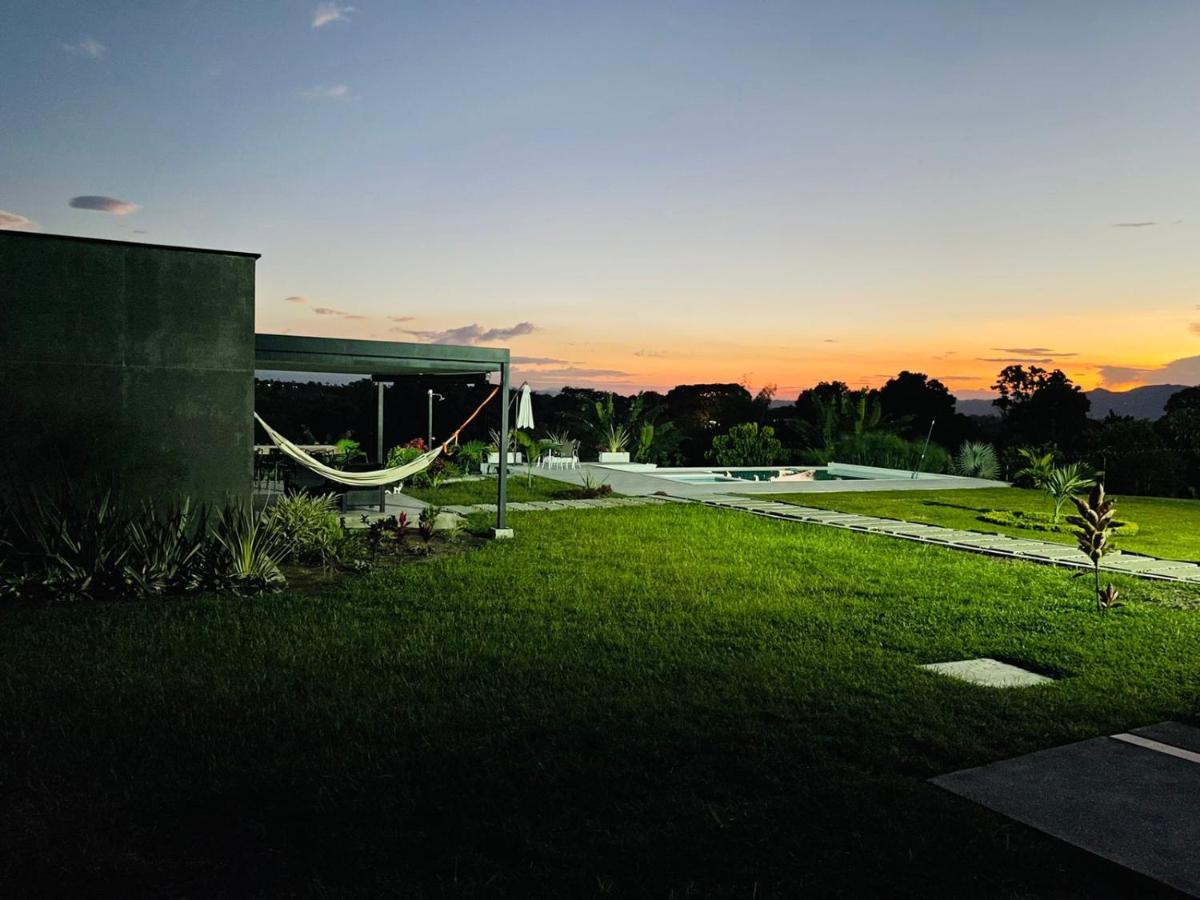 Torcaza Casa De Campo กิมบายา ภายนอก รูปภาพ