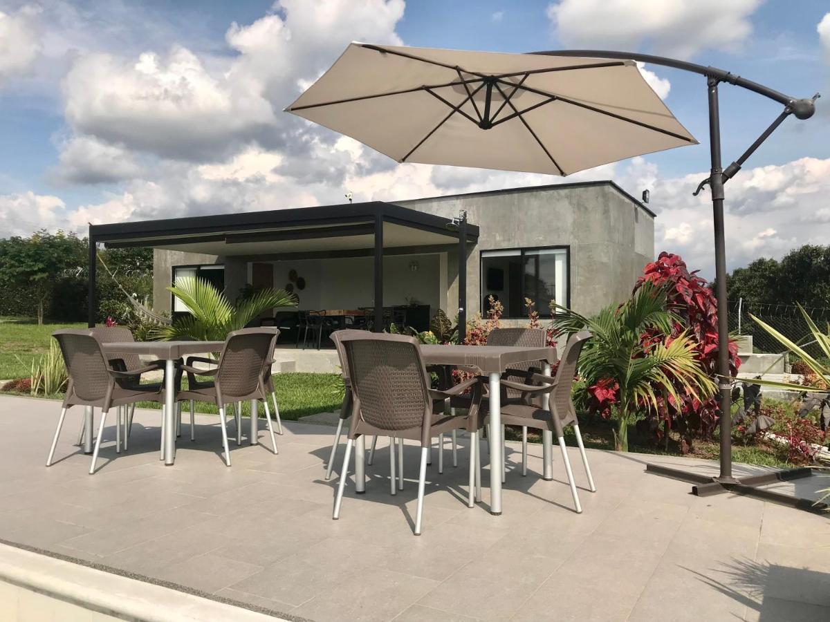 Torcaza Casa De Campo กิมบายา ภายนอก รูปภาพ