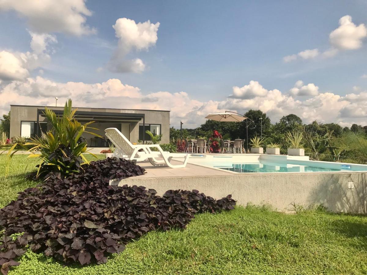 Torcaza Casa De Campo กิมบายา ภายนอก รูปภาพ
